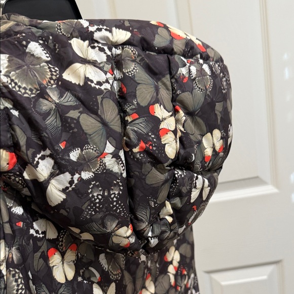 lululemon athletica Reversible Butterfly Puffer Vest - Picture 5 of 11